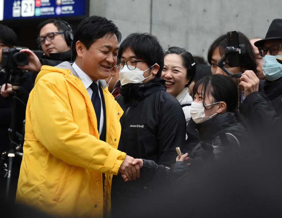 【画像・写真】国民・玉木代表　衆院選に向け初の街頭演説　聴衆へ「切り抜き職人になって」