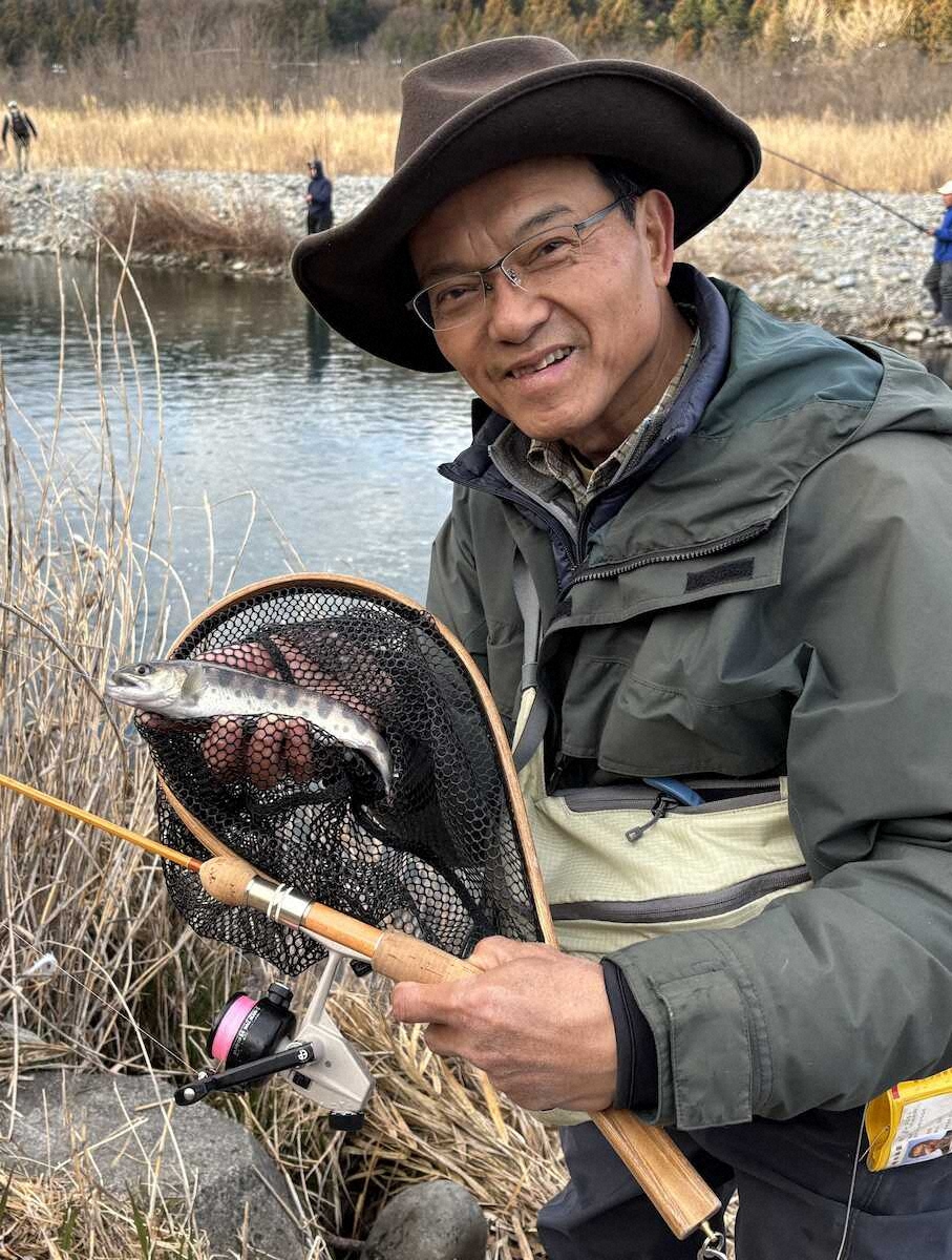 【画像・写真】多摩川もそろそろゾーニング!?ニジ、ヤマメ3時間でヒット15回、C&R10回もすぐ釣られいなくなる