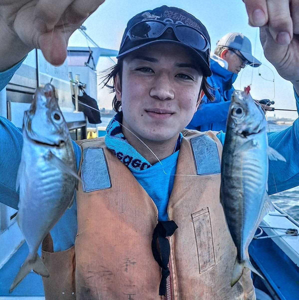 【画像・写真】父親とカサゴ楽しまナイト　夜だけど目を輝かせ小学生も“目覚めた”