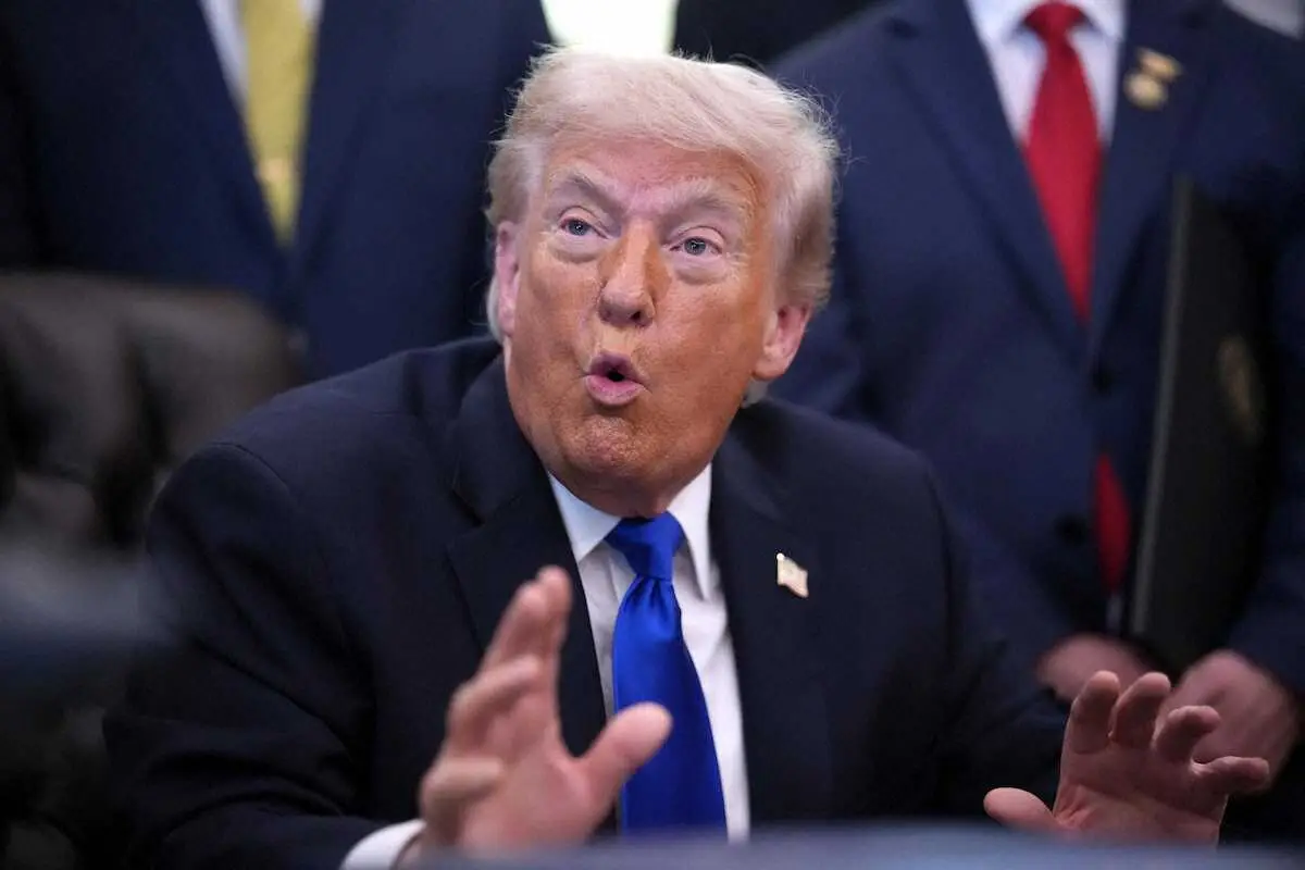 【画像・写真】トランプ大統領　輸入ウイスキーの関税と規制を「撤廃」　チャールズ国王夫妻への「敬意」
