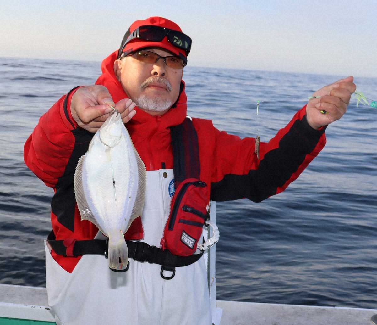 【画像・写真】うまく小突いてうまい良型マガレイ　当たりがあったらカレイに即合わせ
