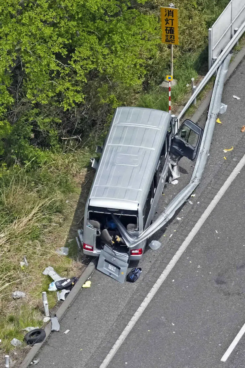 【画像・写真】バス衝突事故で高校生死亡　GW最終日…新潟北越高ソフトテニス部員ら26人搬送　福島・磐越道