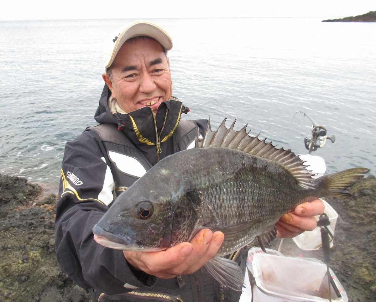【画像・写真】春クロダイ連発で笑顔満開　今シーズン初で48センチ