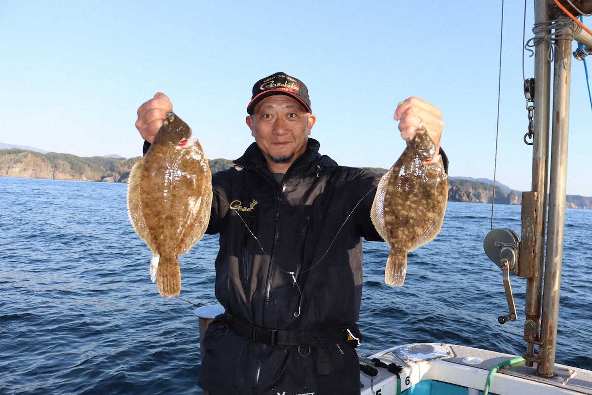 【画像・写真】魚からの声キャッチでマコガレイ32センチ　“糸電話釣法”海底小突いて…