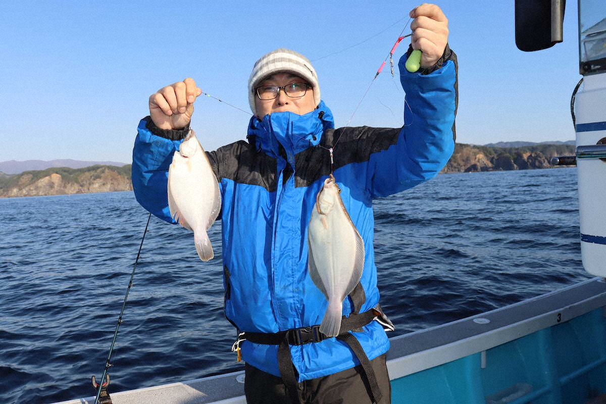 【画像・写真】魚からの声キャッチでマコガレイ32センチ　“糸電話釣法”海底小突いて…