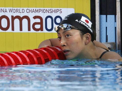 女子２００メートル背泳ぎ決勝　２分８秒８９で８位に終わった寺川綾