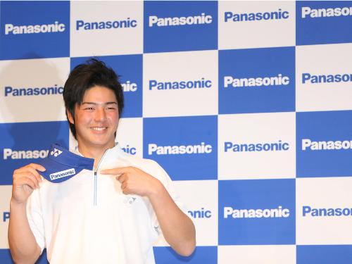 所属するパナソニックのＣＭ出演が決まった石川遼。０８年１月の所属契約発表で初々しい笑顔