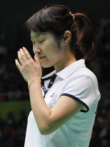 女子シングルス準決勝で中国選手に敗れ、悔しそうな表情を見せる広瀬栄理子