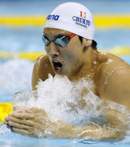 男子２００メートル平泳ぎ決勝　２分８秒25で優勝した冨田尚弥