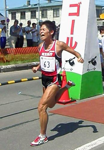 ４位でゴールした世界選手権マラソン代表の川内優輝
