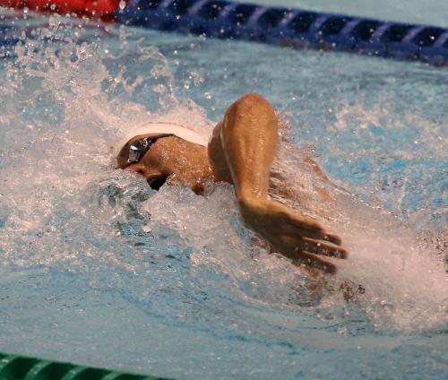 ＜水泳日本選手権　男子２００メートル自由形予選＞軽快に泳ぐ松田