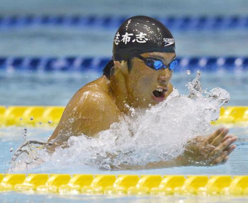 男子２００メートル平泳ぎ　２分７秒５７の高校新で優勝した山口観弘