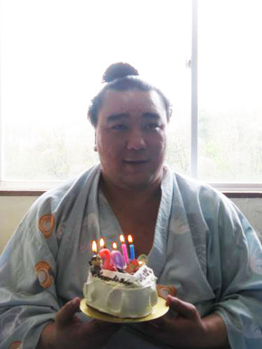 ２９歳の誕生日を迎えた横綱・日馬富士