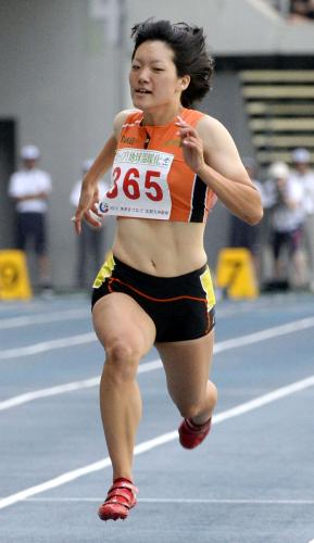 女子１００メートル決勝　11秒70で２年ぶりに優勝した埼玉栄・土井杏南