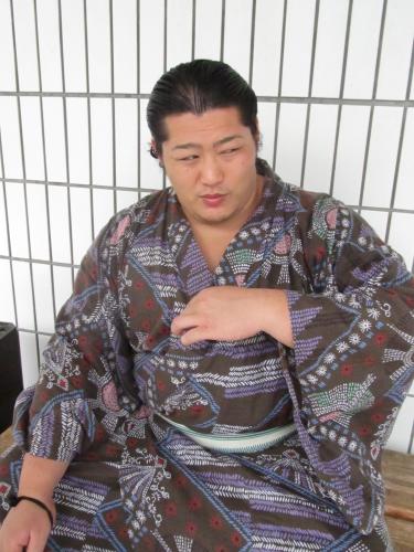 相撲教習所での稽古を打ち上げた遠藤