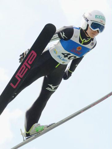 ノルディックスキーのジャンプ女子ＧＰ個人第５戦で優勝した高梨沙羅