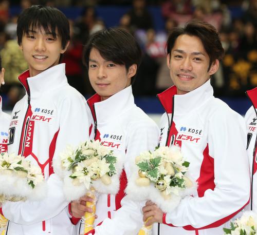 五輪代表に選ばた（左から）羽生、町田、高橋