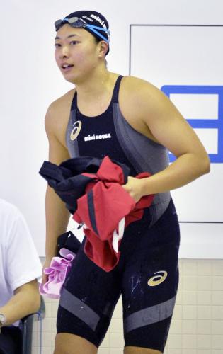 女子１００メートル平泳ぎで４位に終わった、ロンドン五輪銅メダリストの鈴木聡美