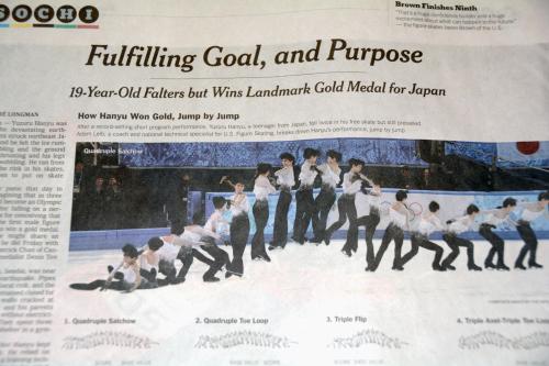 15日付の米紙ニューヨーク・タイムズが掲載した、羽生結弦選手のジャンプ場面の写真