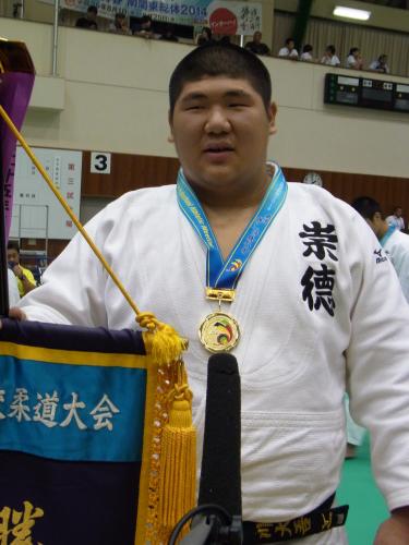 全国高校総体・柔道　男子個人１００キロ超級で初優勝を果たした崇徳の香川