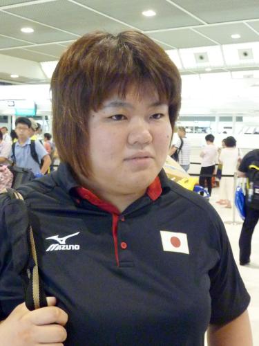 柔道の世界選手権に出場するため、カザフスタンに出発する田知本愛