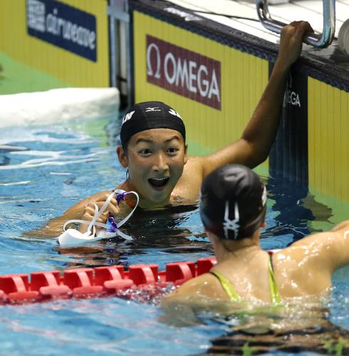 競泳Ｗ杯東京大会女子１００メートルバタフライ決勝で日本記録を更新して優勝した池江
