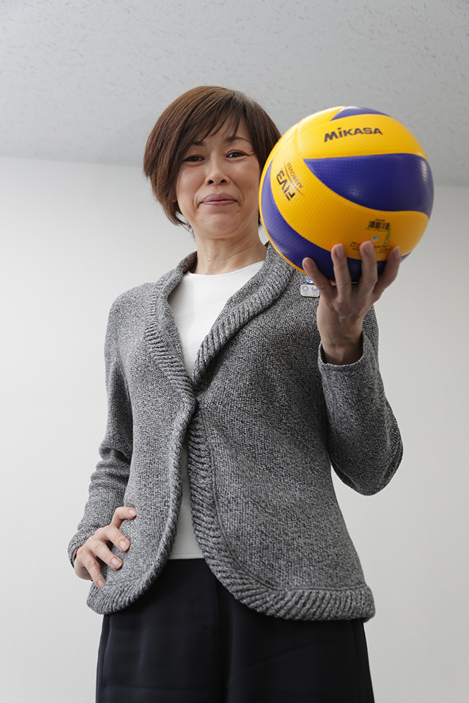 東京五輪でのメダル獲得へ意欲を見せるバレーボール女子日本代表の中田久美監督