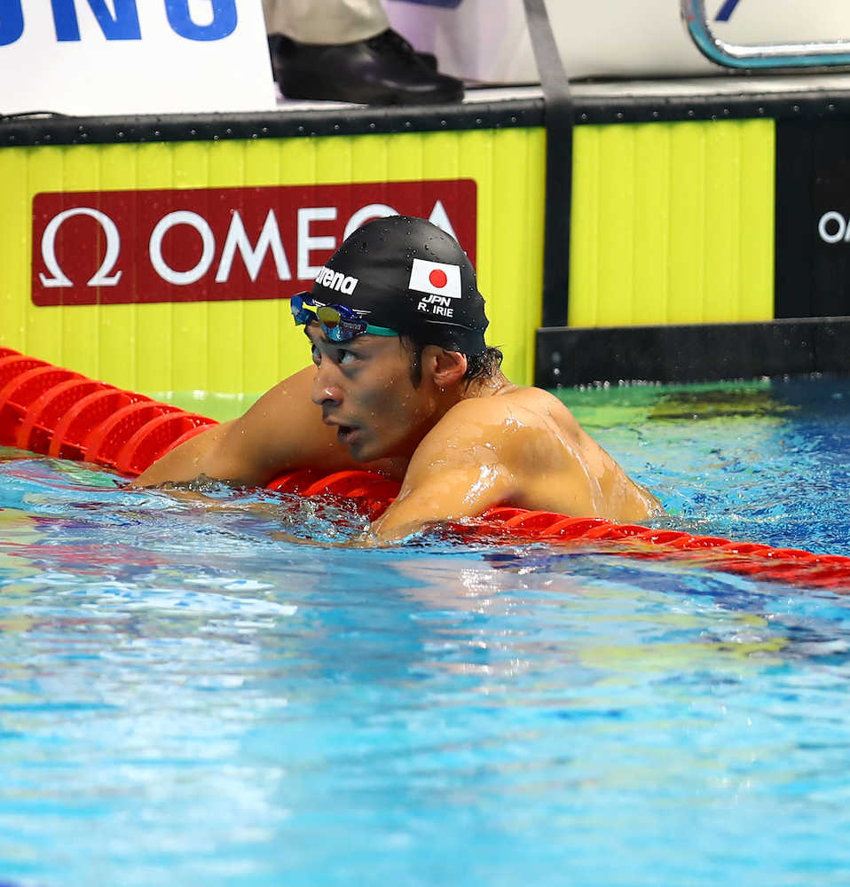 世界選手権男子２００メートル背泳ぎ決勝で７位の入江