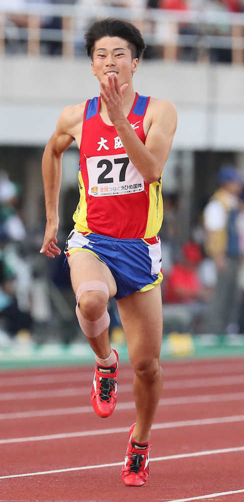 愛媛国体成年男子１００メートルで優勝した多田修平