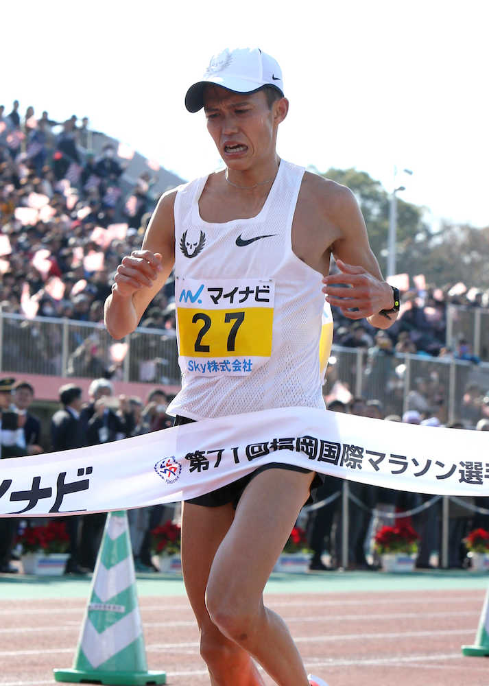＜第７１回福岡国際マラソン選手権大会＞日本人トップの３位でゴールした大迫傑