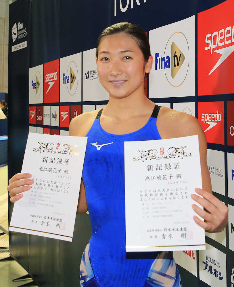 女子１００メートルバタフライで日本記録を更新した池江（撮影・吉田　剛）