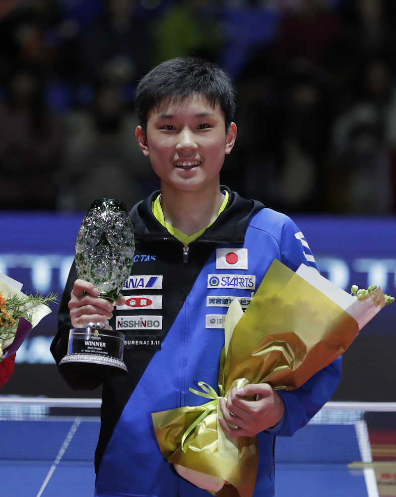【画像・写真】張本、自己最高の世界ランク３位　女子は佳純３位　美誠７位