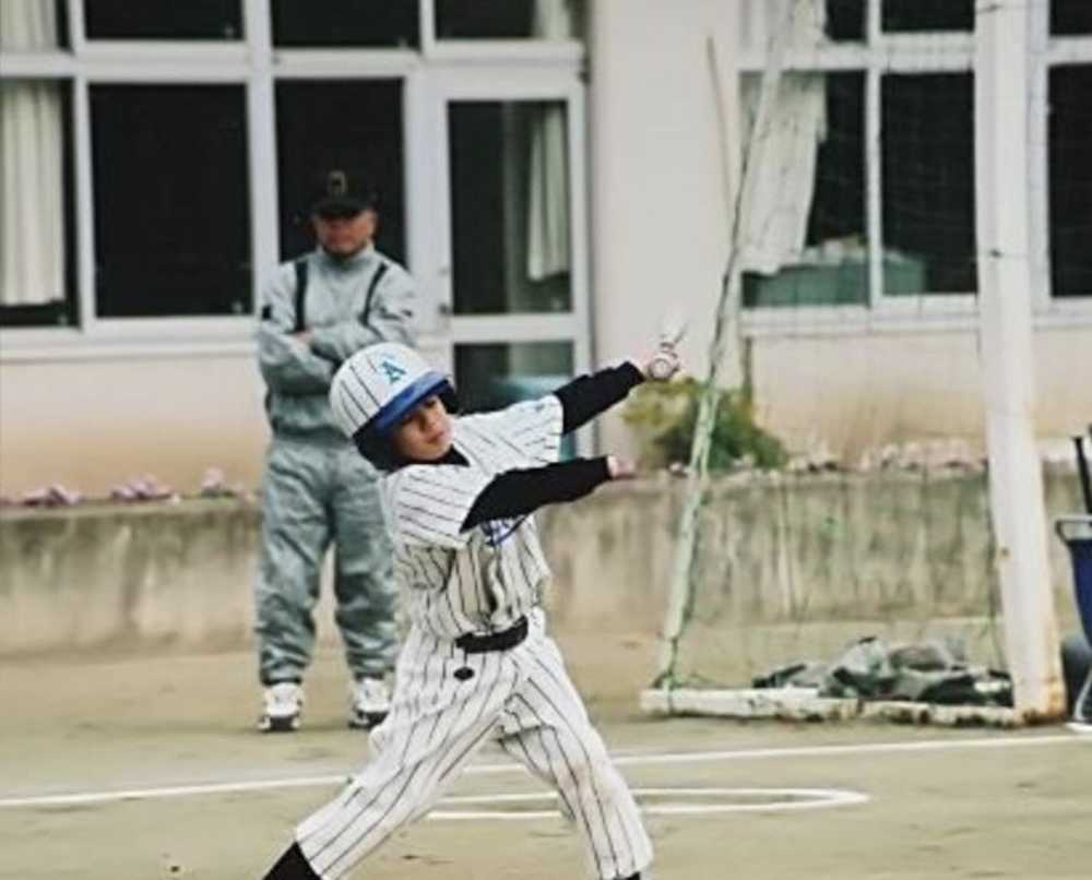 野球に熱中していた小学生時代の山崎