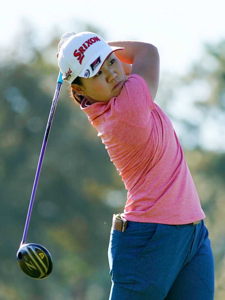 【画像・写真】奈紗、パットに苦戦し２３位に後退「紙一重のゴルフでパット次第」