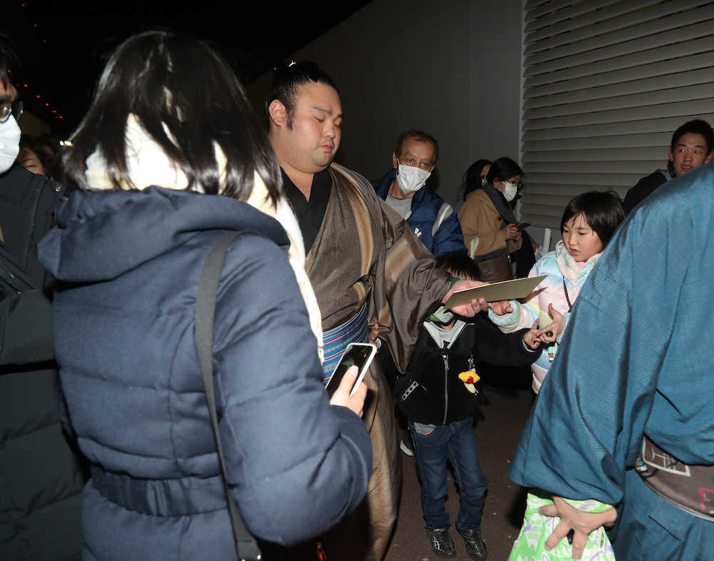 【画像・写真】貴景勝と玉鷲の優勝争い　八角理事長「初めては難しい」　藤島審判部副部長「玉鷲の方がやりやすい」