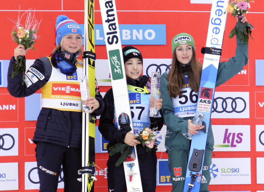 【画像・写真】沙羅、今季Ｗ杯初優勝！　昨年３月以来の勝利に「自分のジャンプに集中していた」
