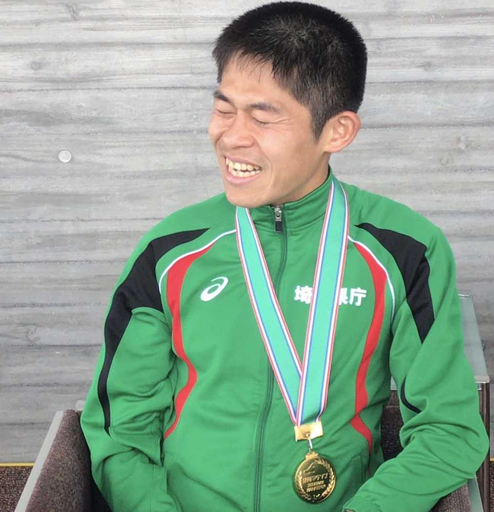 静岡マラソンで優勝した川内。公務員としてのフルマラソンは３月１０日のびわ湖毎日を残すのみとなった