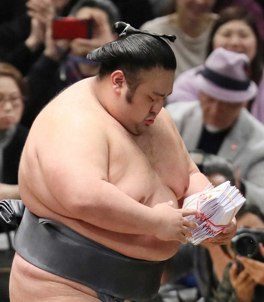 【画像・写真】大関獲りの貴景勝、２敗死守し後半戦へ　白鵬は唯一の８連勝
