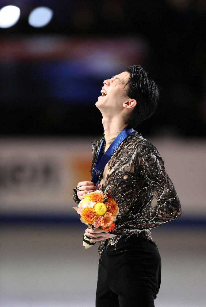 【画像・写真】オーサー・コーチ、羽生称える「みんなが期待している演技」