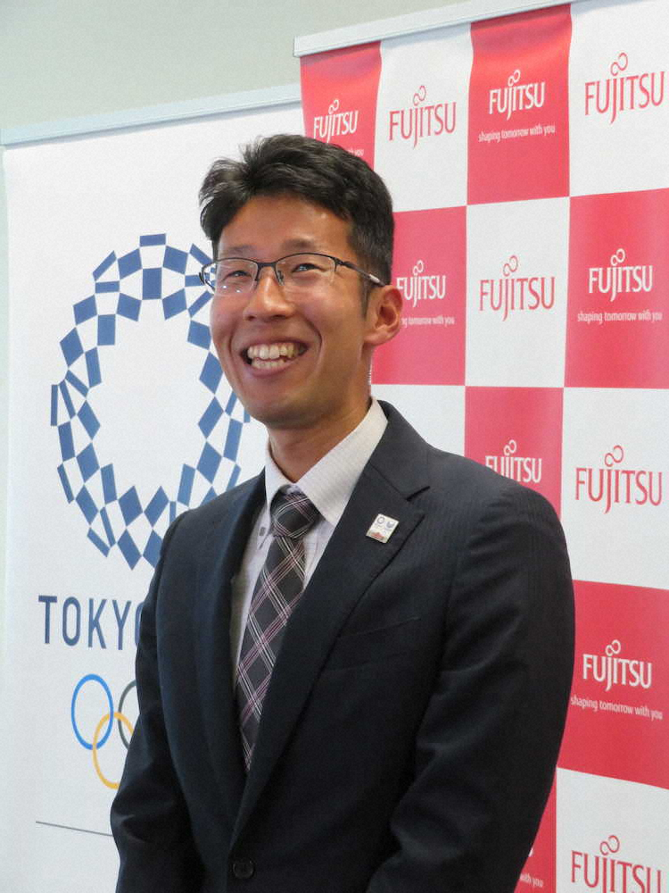 【画像・写真】富士通陸上部新体制発表！荒井　昭和生まれとして決意「東京五輪でメダルを」