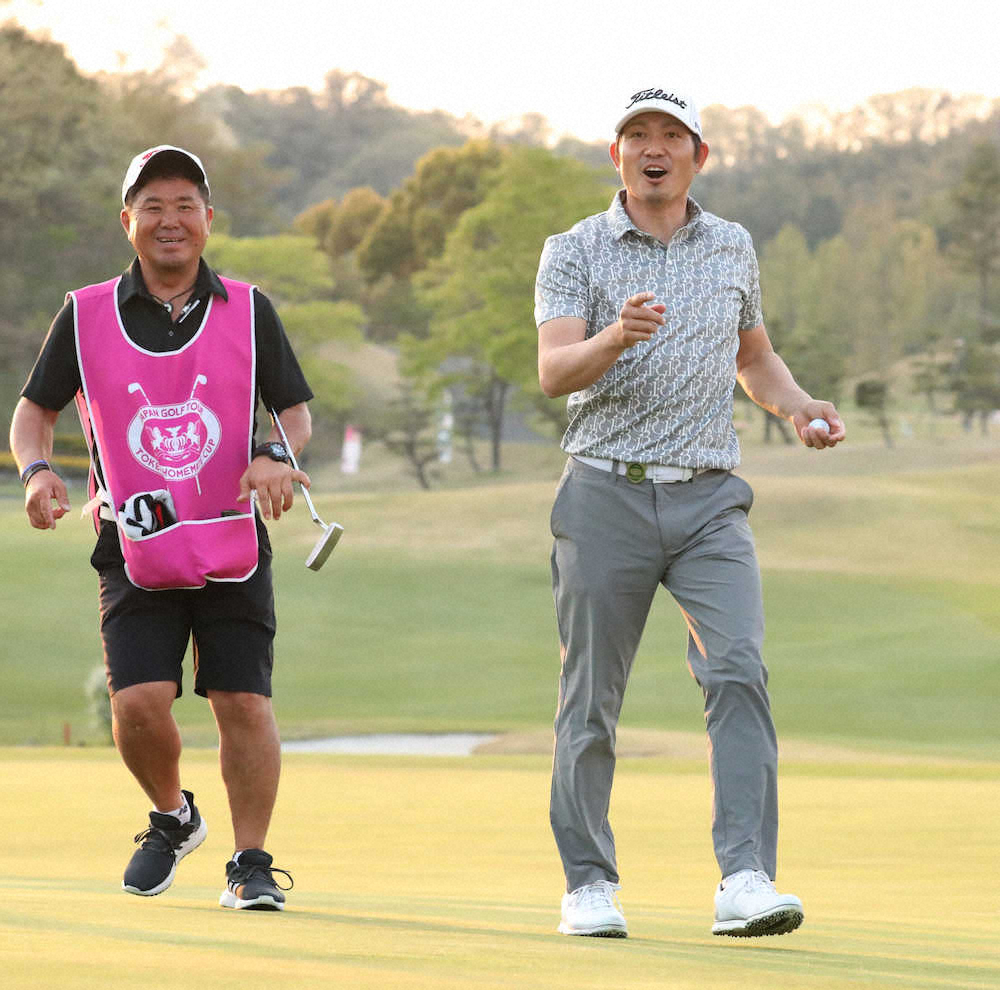 【画像・写真】19年目・貞方、自己ベスト更新で初の首位「久しぶりですし、楽しいですよ」
