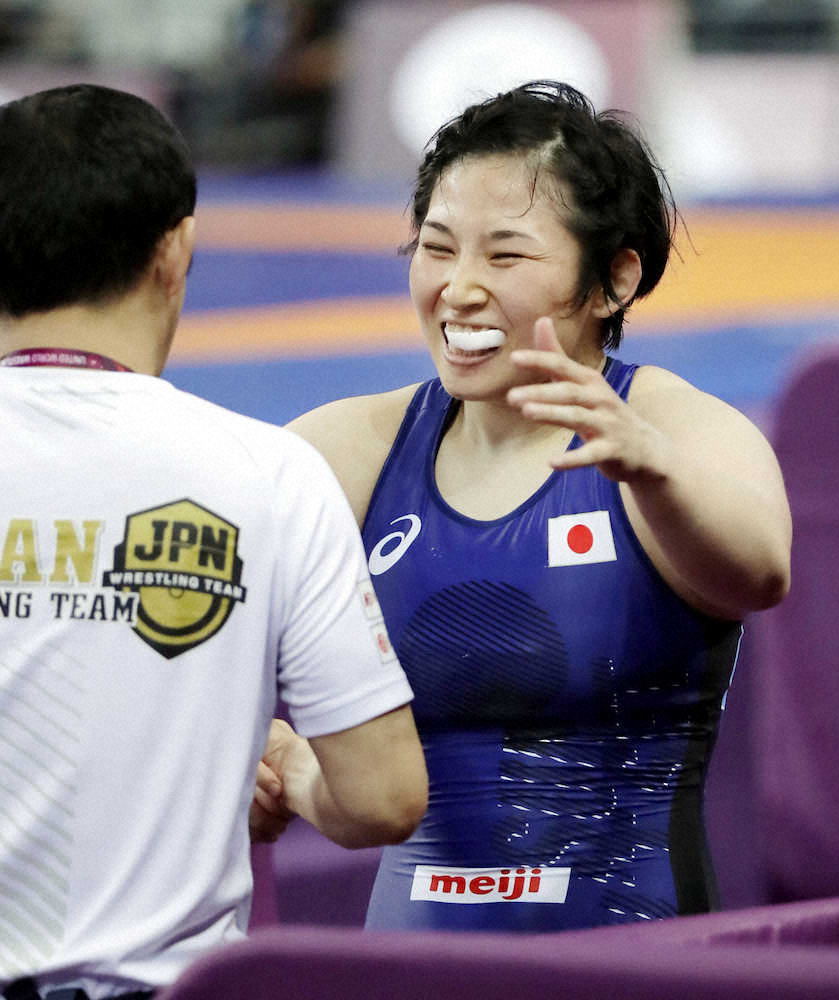 【画像・写真】土性沙羅「ホッとした」左肩手術乗り越えV　低い姿勢からのタックルに手応え「必殺技に」