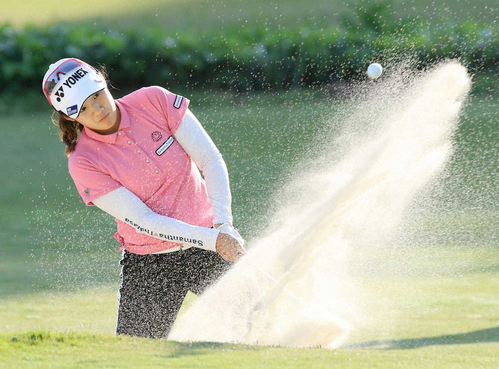 【画像・写真】すず夏、出遅れて2オーバーの71位　肩を落とし「苦しい一日」