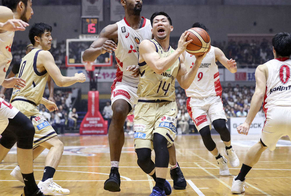 【画像・写真】琉球が準決勝進出　名古屋Dに2勝1敗、A東京と対戦へ