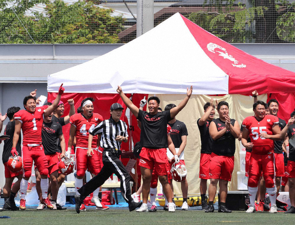 【画像・写真】日大アメフット　再起1勝、橋詰監督「たどり着けて感謝」