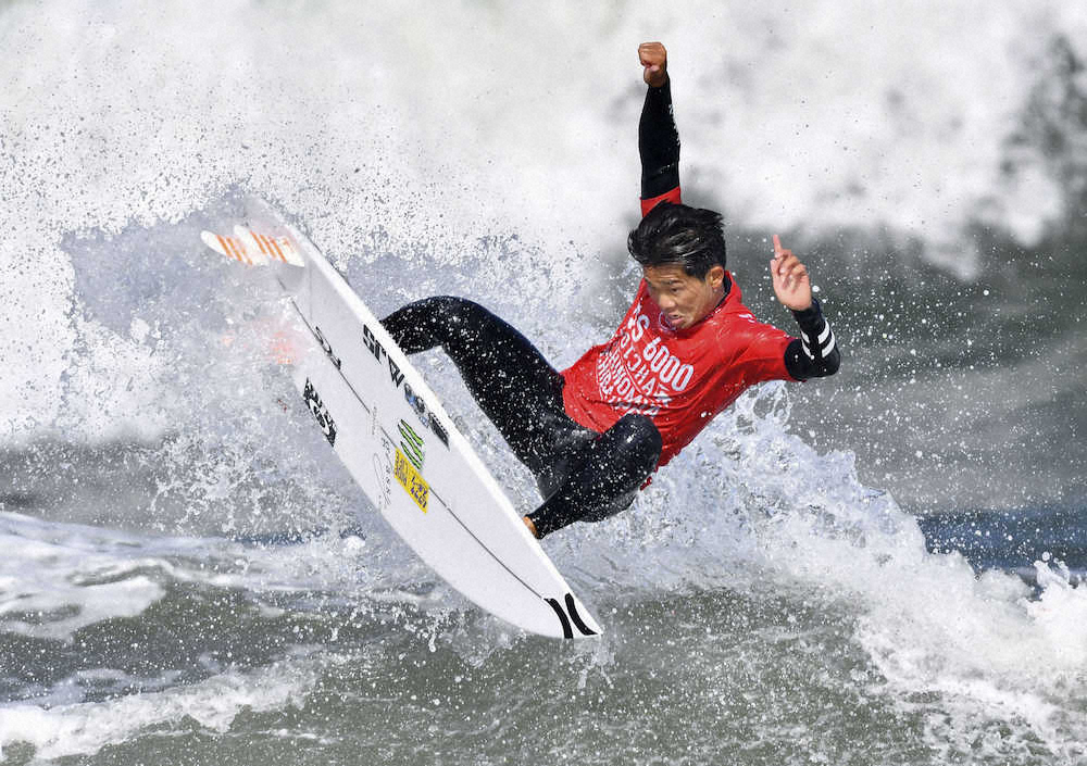 【画像・写真】稲葉3位、大原5位　五輪サーフィン会場、地元千葉で健闘