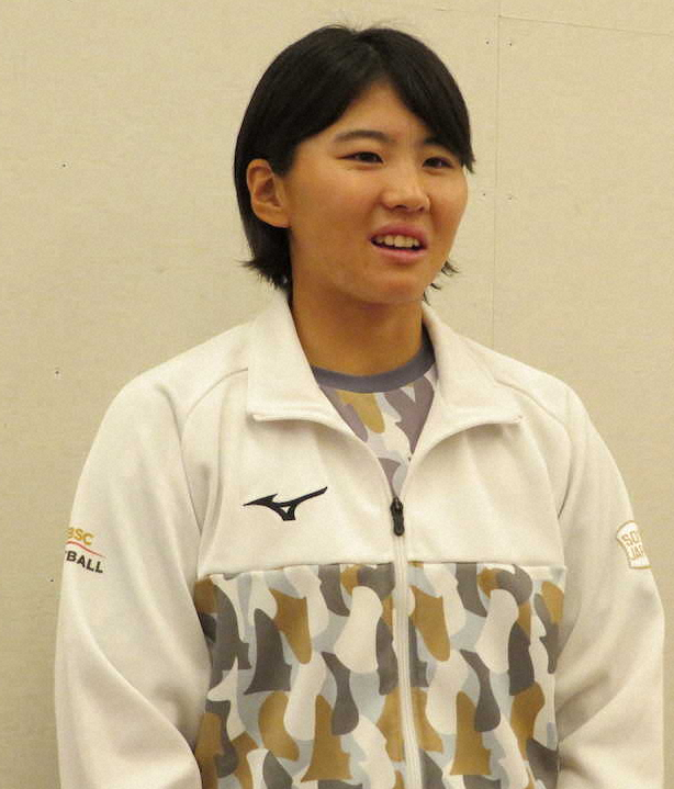 【画像・写真】取材に応じる勝股　　　　　　　　　　　　　　　　　　　　　　　　　　　　　　　