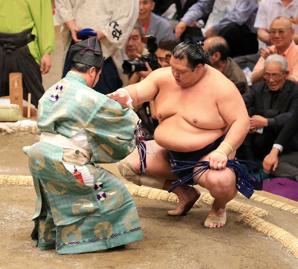 【画像・写真】地元愛あふれる北勝富士　埼玉栄の後輩・貴景勝破り「さいたまポーズ」披露