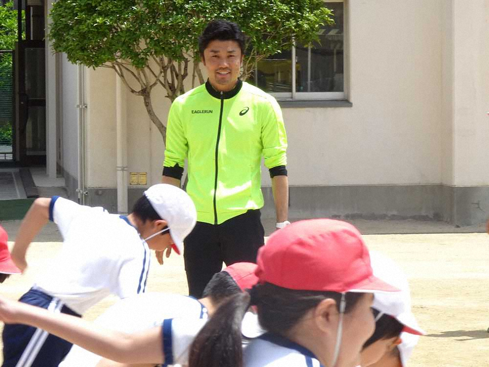 【画像・写真】大阪市が取り組む「夢・授業」で講師を務めた陸上の末続慎吾