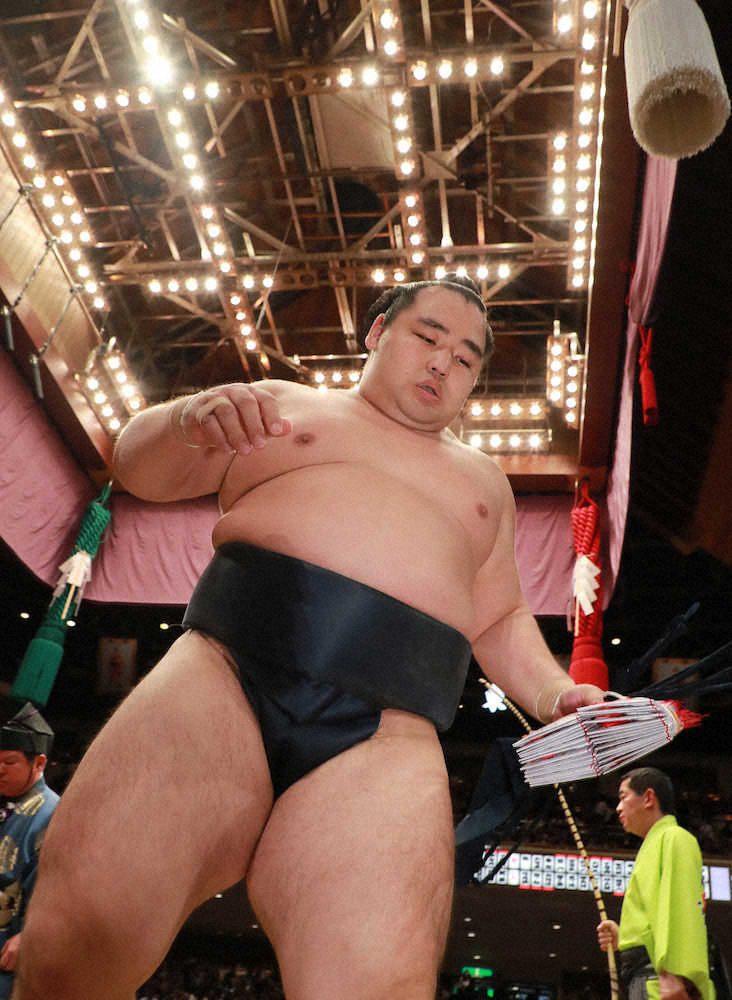 【画像・写真】鶴竜　貴景勝休場に驚き「エーッ」